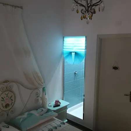 Alojamento de Acomodação e Pequeno-almoço Chic & Beauty 3*